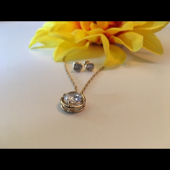 14k Gold CZ Bezel Necklace & Earrings Set - Picture 3 of 6